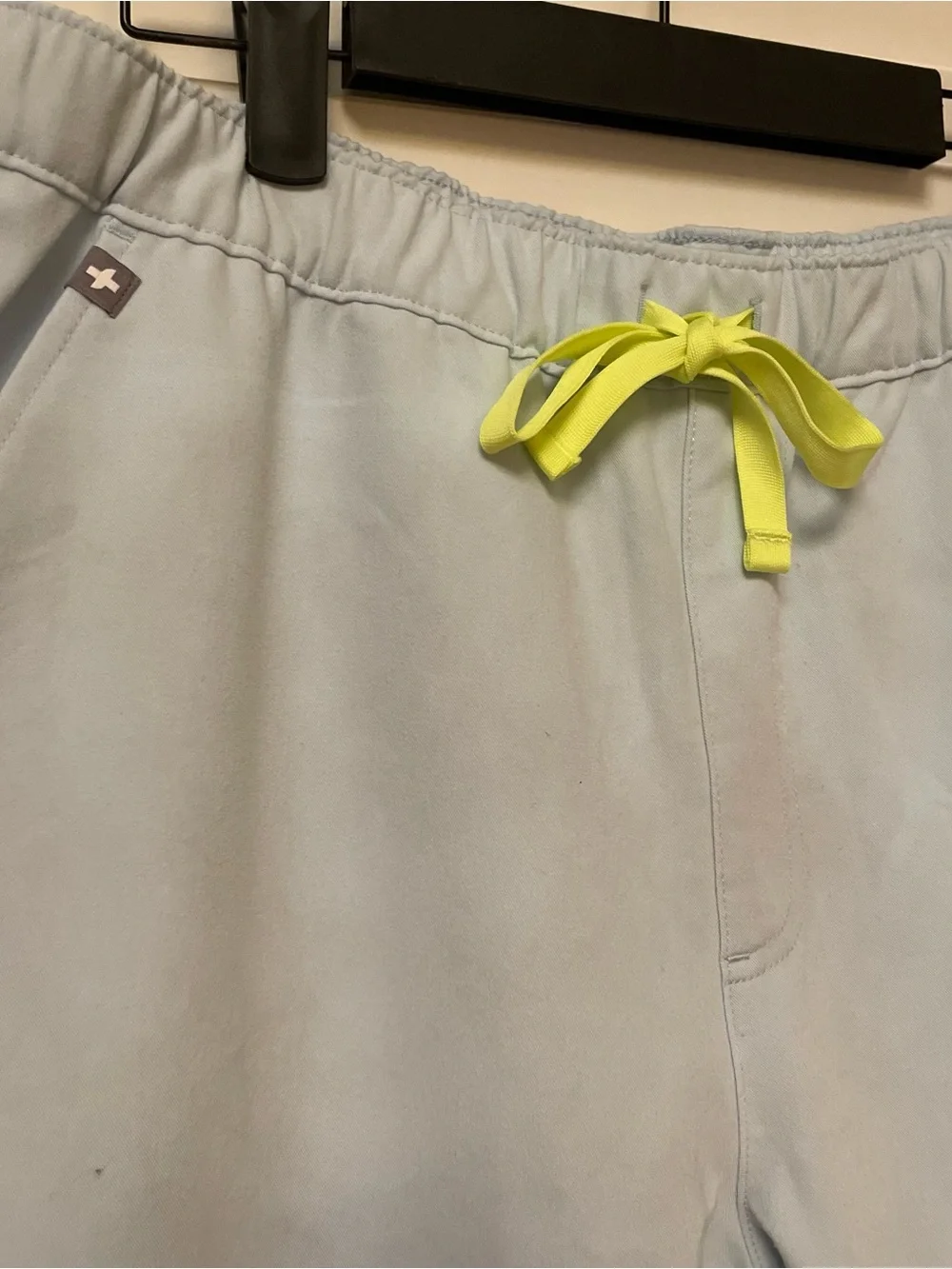 Men’s FIGS jogger style size M/S